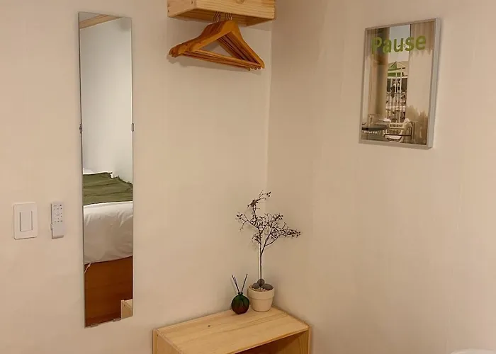 Appartement In Green, New Mangwon Station 3 Minutes On Foot, Free Luggage Storage *
